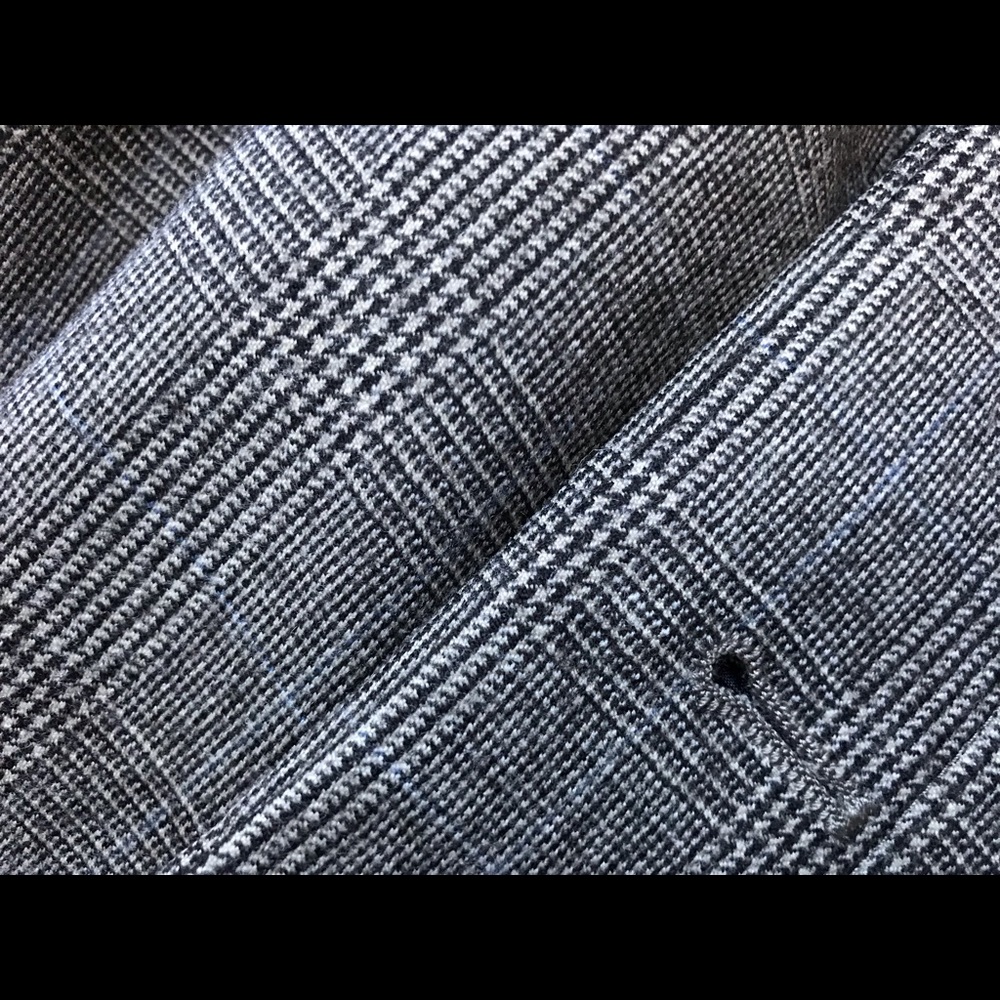 Carolina Herrera suit jacket - Picture 9 of 16